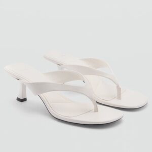 Brand New Mango Ivory Kitten Heel Thong Sandals. US 7.5, EU 38 size.